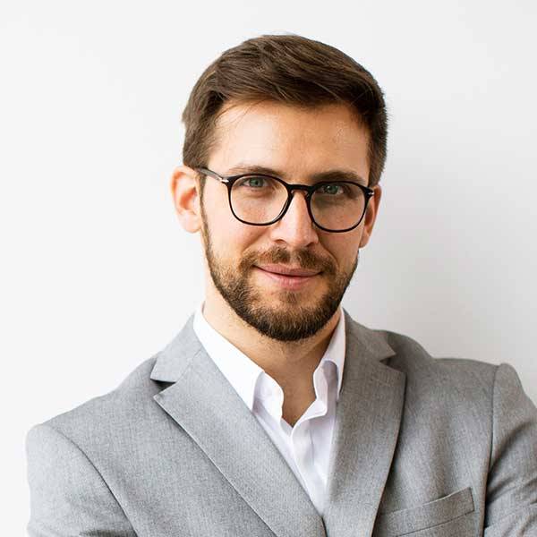  Shams W.Pawel